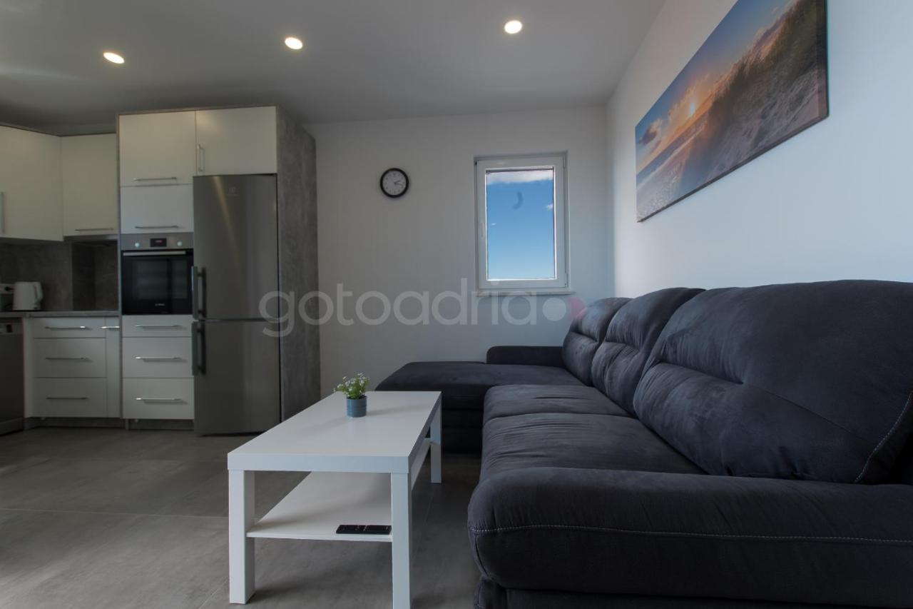 Sea View Apartments Diana Makarska Esterno foto