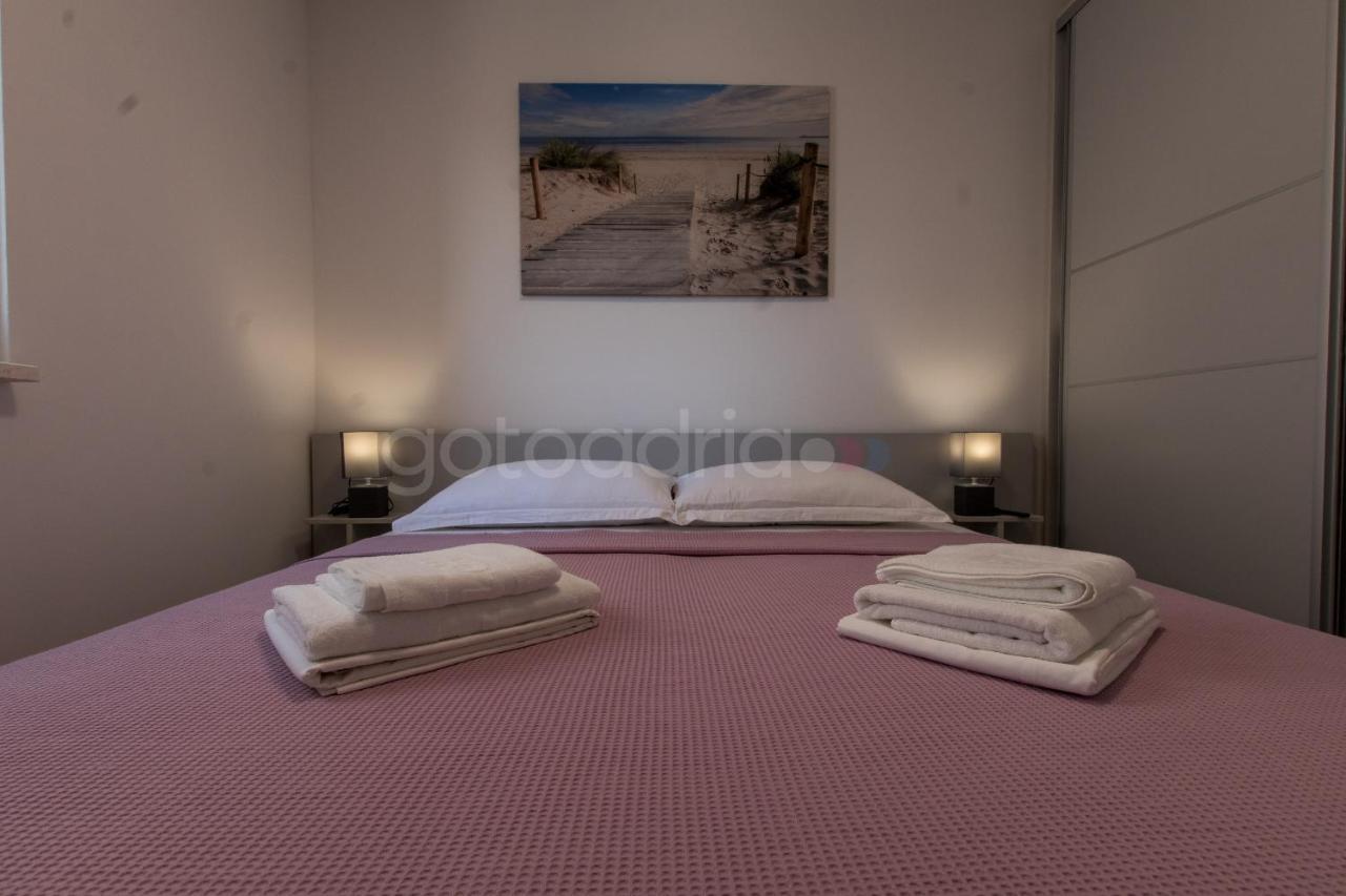 Sea View Apartments Diana Makarska Esterno foto