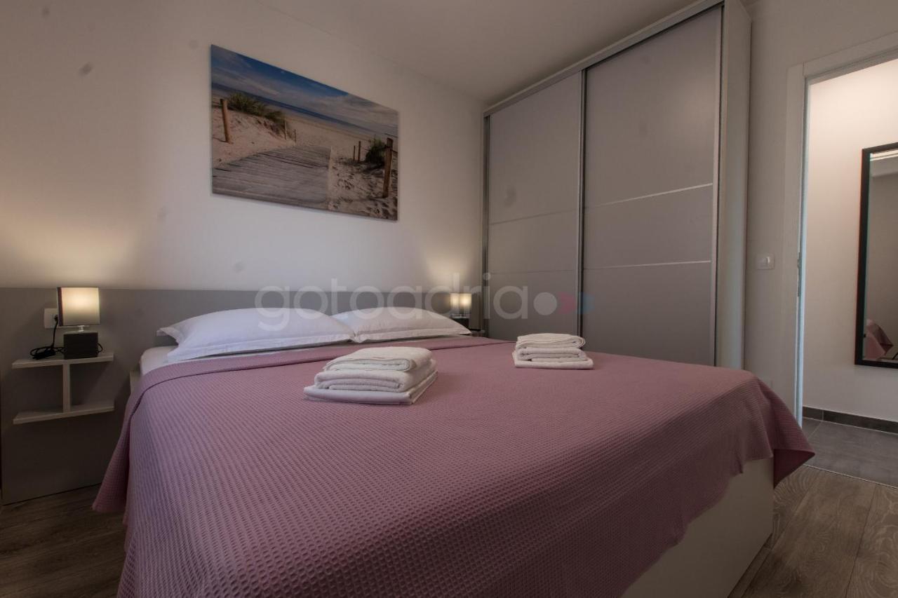 Sea View Apartments Diana Makarska Esterno foto