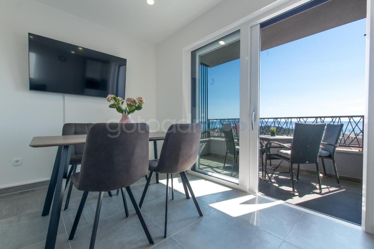 Sea View Apartments Diana Makarska Esterno foto
